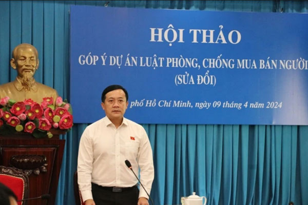 Bán nội tạng lấy tiền có nên xem là nạn nhân mua bán người?