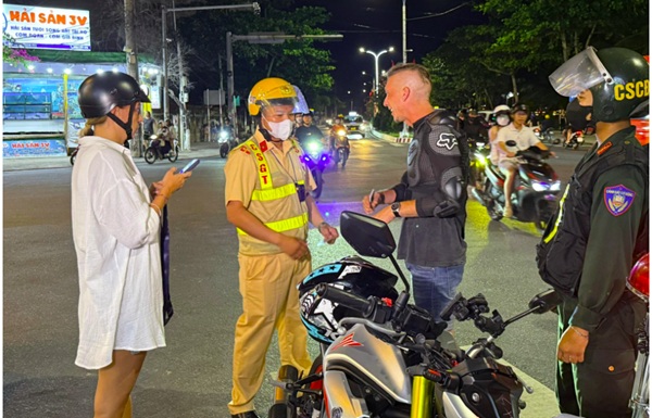 Khánh Hòa tăng cường kiểm tra dịch vụ cho thuê xe máy, xử lý mạnh tay các trường hợp vi phạm
