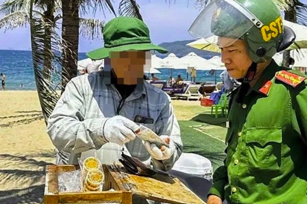 Người bán kem dạo ở Nha Trang bị xử phạt sau phản ánh “chặt chém” khách nước ngoài