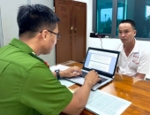 Bắt bị can bị truy nã lừa bán 'đá thiên thạch', chiếm đoạt 400 triệu đồng
